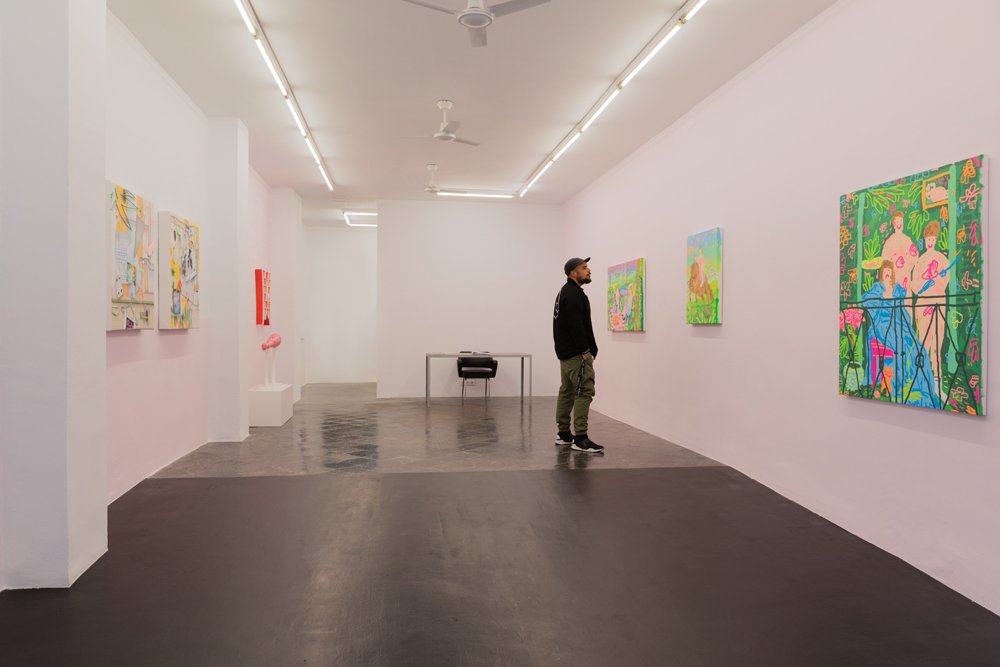 Vicente_TF's tweet photo. Something New, Something Borrowed installation view. The exhibition ends Thrusday 13. #liamfallon #philipgerald #brandonlipchik #conteporaryart #art #contemporarypainting #painting #installation #sculpture #plasticmurs https://t.co/kNdh0LEB0B