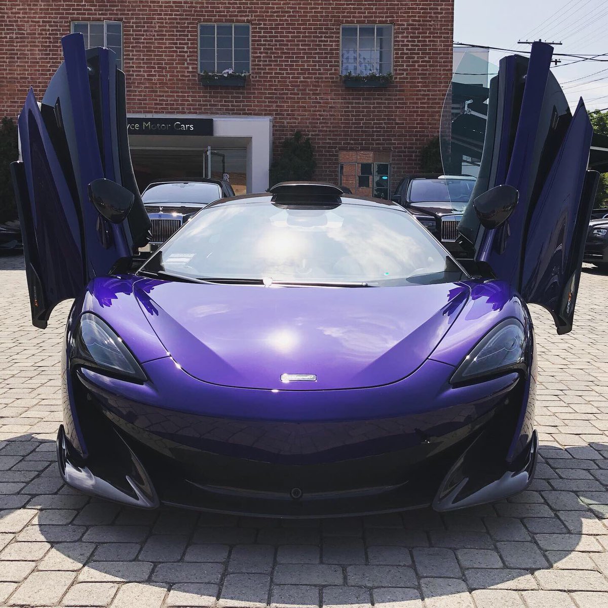 CaptainSparklez's tweet photo. Ianite car has arrived https://t.co/zCmpaFLuY6