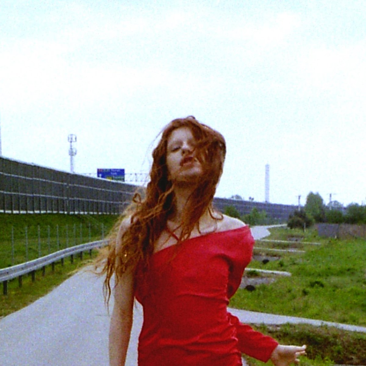 ipcollectivee's tweet photo. _ PAT DUDEK / MILKBABY X #DRAMATEUROPE #EUROMANCE SS19
#HOLYMILK #PATDUDEK #BABYGIRL #GENDERFLUID #GENDERNEUTRAL #ANDROGYNOUSMODEL #ANDROGYNY #DREAMY #VIDEO #FILMPHOTOGRAPHY #ARCHIVE #FASHIONARCHIVES #FANTASY #MADEINHEAVEN #KIDZ https://t.co/PZPXH5F0T8