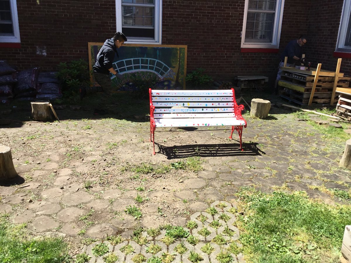 QuestionMarkMHS's tweet photo. Students from Mr. Sommer’s Tech 10 class returned to Hampton Street School to finish the beautification project they had begun a month ago. They planted a garden, created a compost heap, and created mulch paths.  They also made metal sculptures to decorate the garden. https://t.co/qrppzhZTZb
