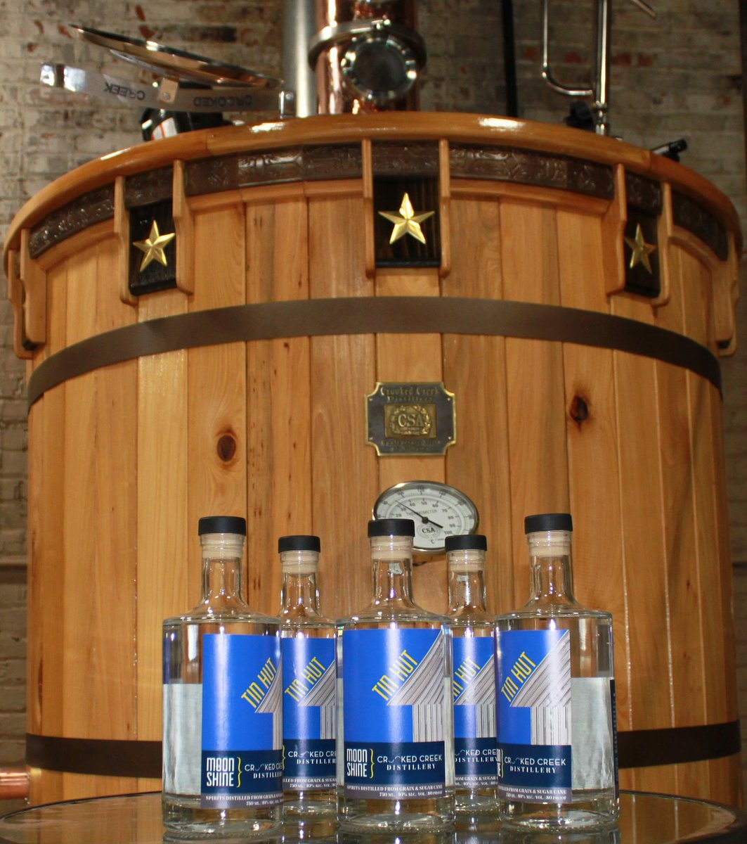 laurelhighlands's tweet photo. Enjoy some moonshine and barbecue on the Yough with @crookedcrkdist in West Newton.

This rustic distillery, located just off the Great Allegheny Passage, offers moonshine, vodka and gin along with delicious BBQ and live music.

Check them out: https://t.co/VS2E6HxZwO https://t.co/qAj0bhHgnl