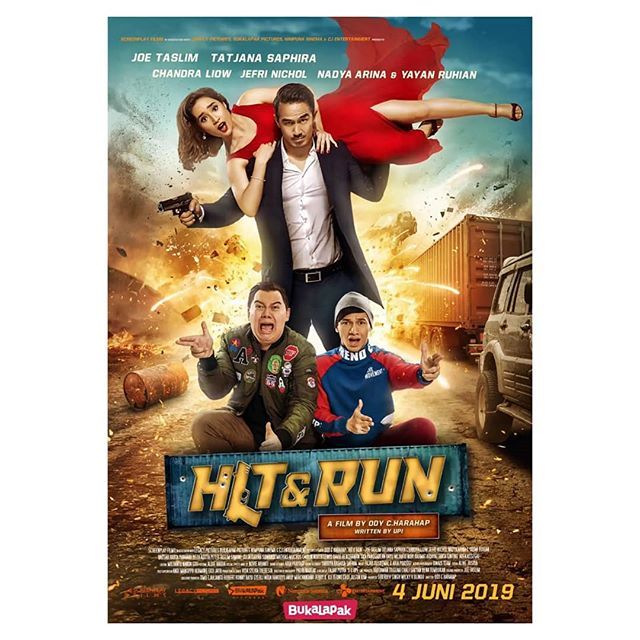 dennyefendi's tweet photo. Action nya keren banget 👍👍 Humor so-so, bnyk scene di cut off, dikorbankan, untuk perbanyak action nya..akting @chandraliow kok jadi agak annoying ya di film ini 🤣 bukan krn ga bisa akting, tapi agak kurang cocok jadi peran yang dia mainkan, but over… https://t.co/qAmUHNhiDz https://t.co/pXCOLP2T76