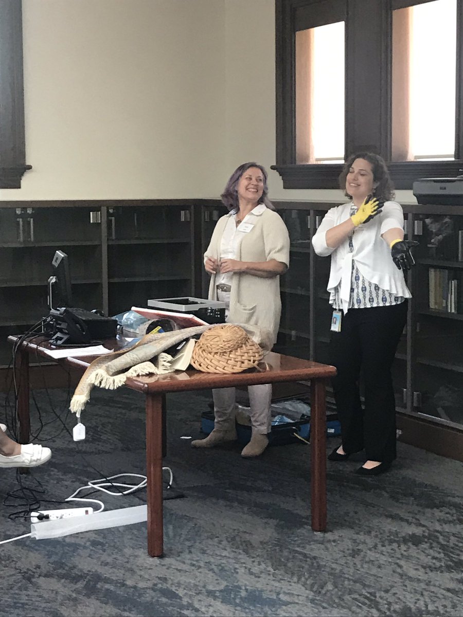 FoundInMuseums's tweet photo. Stacy Bowe from @SmithsonianCRI and Vicki Lee from @USNatArchives teach Emergency Response in Disaster Planning at the #DCAFR. #collectionsemergency https://t.co/iaKHumiVHv