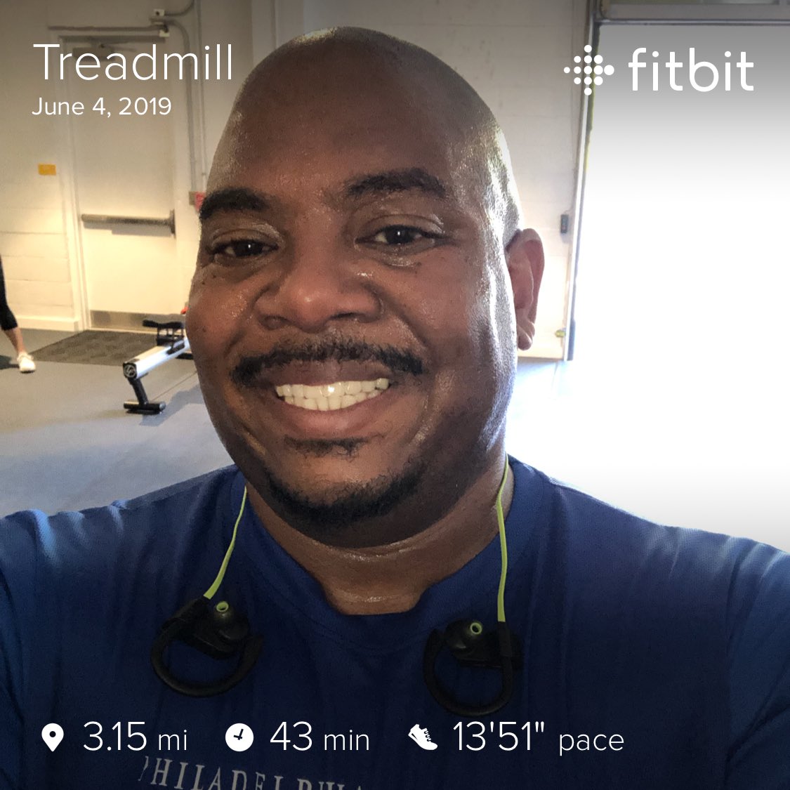 RT+@tlaws6: #Runch 5k because the crew ordered pizza and I was trying to be good for once😂 #bighomieonthemove 🏃🏾⬅️🍕
#runchat #bibchat #gospeedy #Naflagvisor_Nomads 

#running #runners