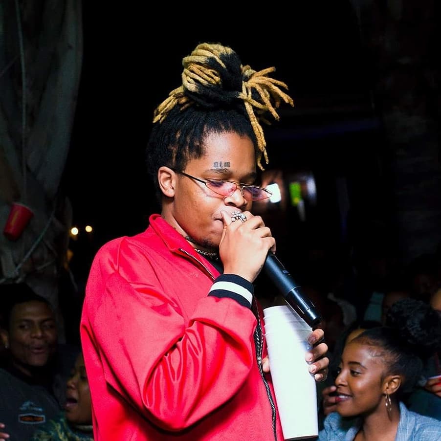 Saudi_rsa's tweet photo. "Even even nami nje ang'sazi how I does it
 It is just how God wants it to be" https://t.co/8h0MCYkDkP