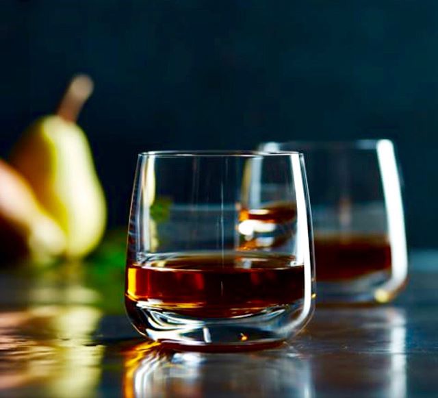 TopShelfHTX's tweet photo. In Celebration of national #Cognac day we’re featuring the Impropah Scaffa as todays #TopShelf #Cocktail spotlight.
A classic from the 1800s! Ingredients below 👇🏼 -
INGREDIENTS
1 1/2 oz. (45 ml) Cognac
1/2 oz. (15 ml) Cardamaro
1/2 oz. (15 ml) St. George Spiced Pear Liqueur
1/2 o https://t.co/0sVhu16ENK