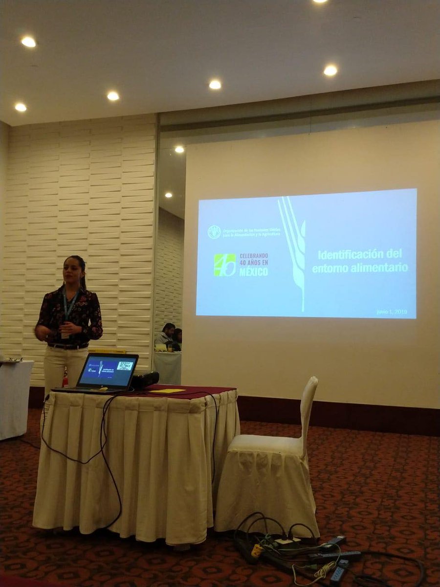 AscensoC's tweet photo. Ante la mejora constante en #ASCENSO_CONSULTORES siempre nos capacitamos para poder llevar lo aprendido a campo con las familias del programa #hidalgo_te_nutre , talleres con #FAO, "EDUCACION ALIMENTARIA NUTRICIONAL Y EL ENTORNO ALIMENTARIO, @omarfayad @SEDAGRO_HIDALGO https://t.co/Tcux987HAr