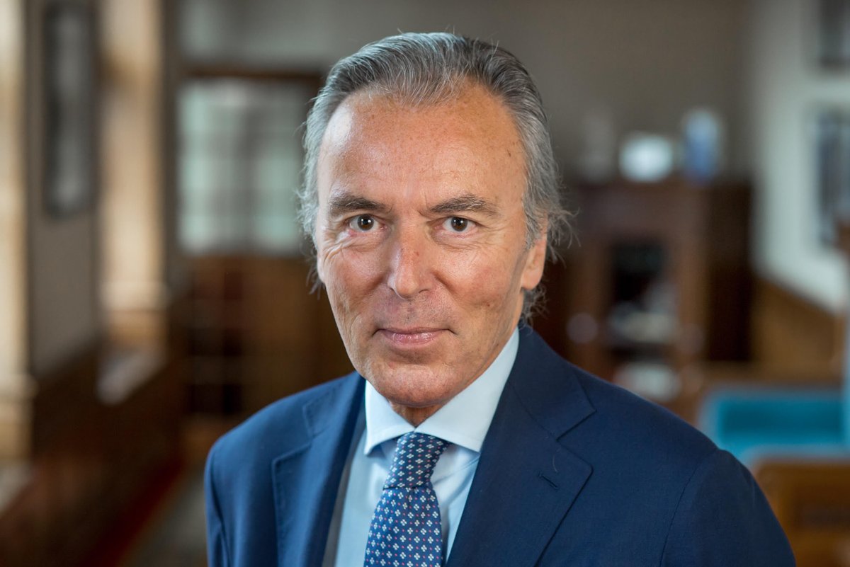 cdavandaag's tweet photo. Vandaag nam Elco Brinkman afscheid na zich decennialang te hebben ingezet voor Nederland en het CDA als kamerlid, fractievoorzitter in de Eerste en Tweede Kamer, minister en partijleider. Elco, dankjewel voor al je werk! https://t.co/bEdw2jJbUd