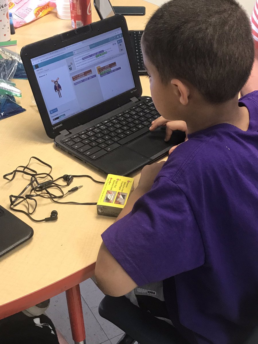 muhlissuh12's tweet photo. Summer STEAM Camp has been a blast so far! Campers have been learning about plants 🌱, the water cycle, &amp; coding! Right now, they’re getting in their Hour of Code! #hourofcode #TechTuesday @Caverna_Elem @Caverna_STLP @CoachFaulkner24 @aabell94 https://t.co/lmIT07K4UF