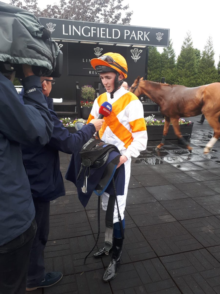 Lingfield Park tweet media