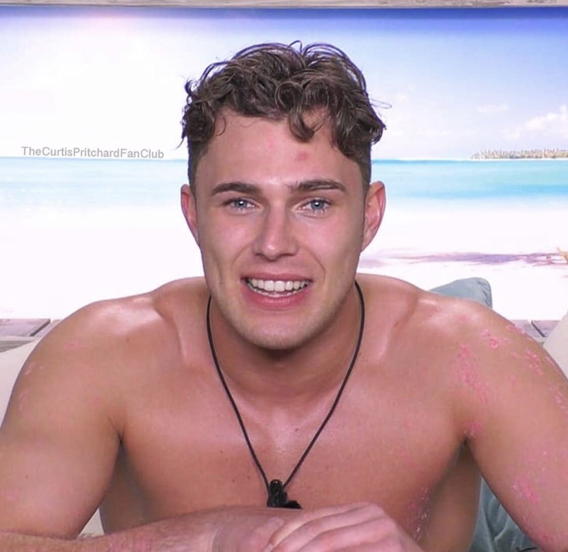 The Aj Pritchard Fan Club On Twitter Yay For Amy Curmy Teamcurtis Loveisland Amyhart1707