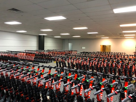 zagster's tweet photo. Hello @City_Lafayette & @WestLafayetteIN. We are so thrilled to launch a #scootersharing program w/ our friends at @ridespin tomorrow, and look forward to serving the community.
200 #scooters will be available starting at 7am. Send us your pics!
#RideWithZagster https://t.co/fuLOzPgcC9