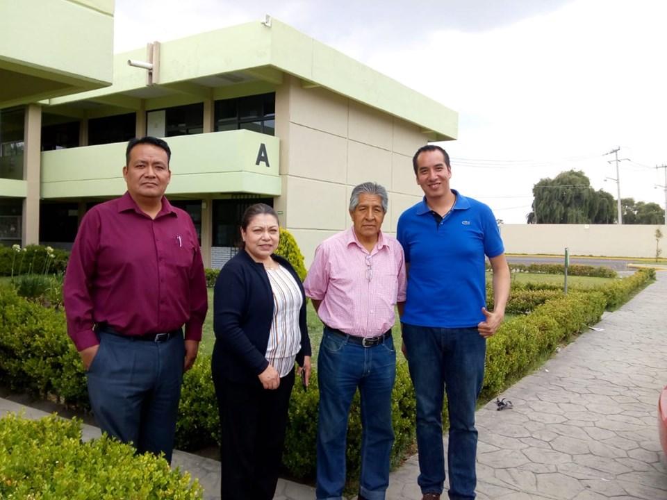 haz_que_fluya's tweet photo. Gracias @CecytemMetepec2 por su compromiso medio ambiental. 
🍂🍂🍃🍃🌿🌿🐍 https://t.co/kuNiLAluAh