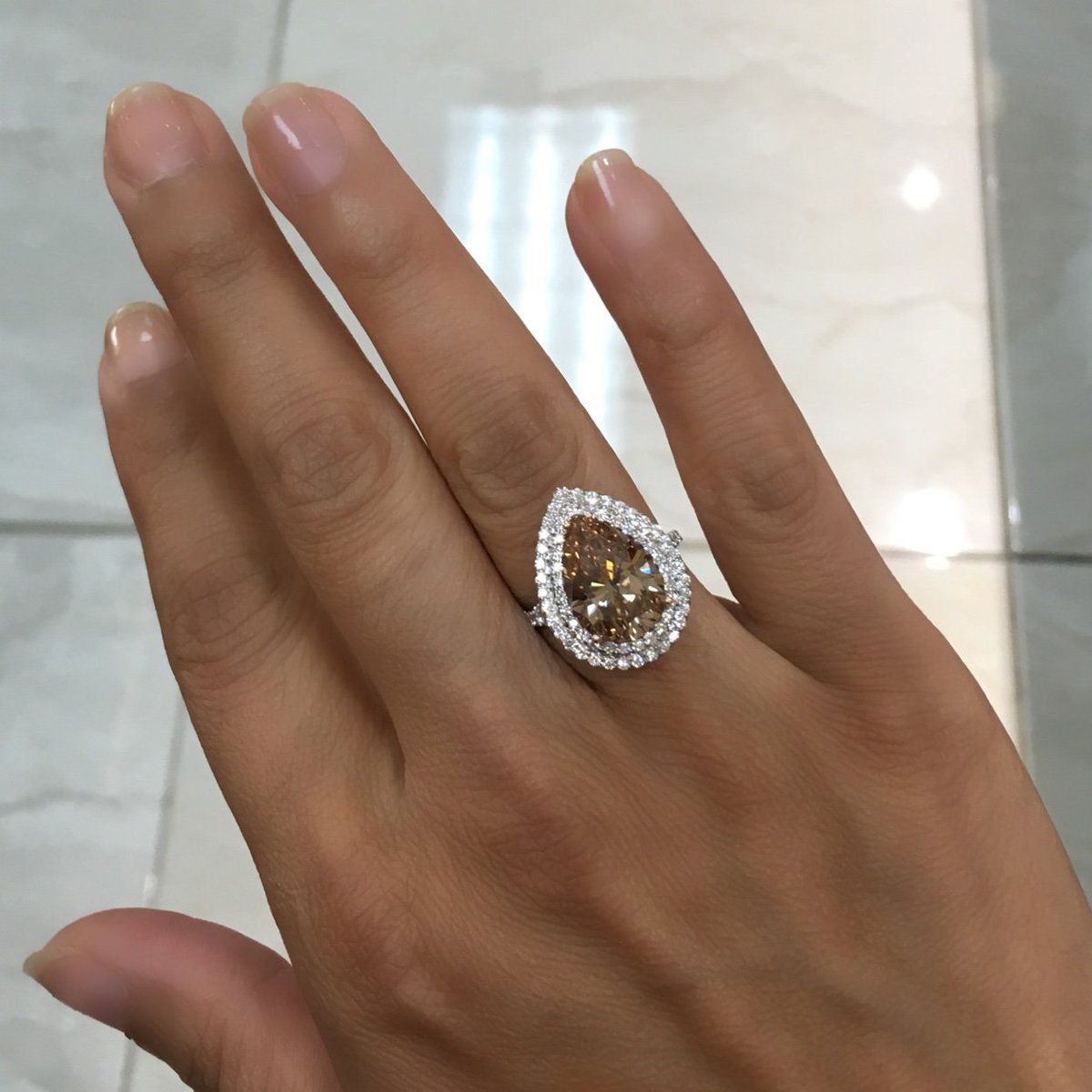 We heard it was #NationalCognacDay ✨😉🥃  #cognacdiamond #cocktailring #oneofakind #diamondsareforever #fancydiamonds