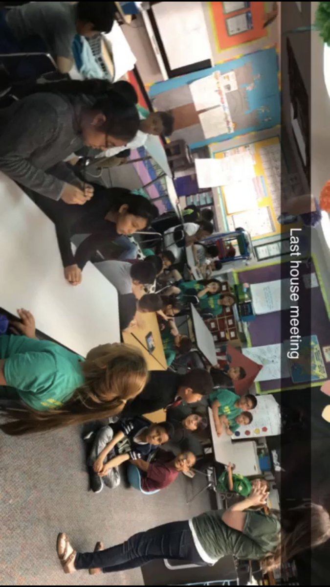 jffrymcc's tweet image. Last #housemeeting with my #ducks! Can’t wait to start again next year! Such a great group of kids! @uoregon #schoolofheroes #school #MSSE