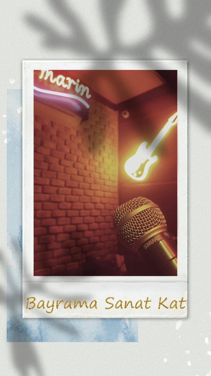 CafeMarin_'s tweet photo. #CafeMarin #Kuşadası bayram havası 🎵🌸🎤 https://t.co/ltb1u7Fh8o