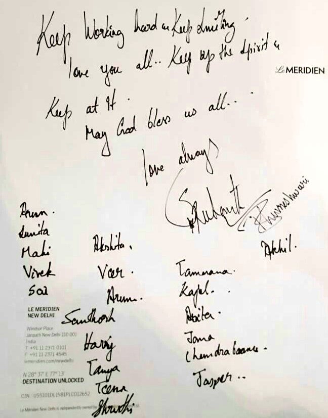 AnjaliMahajan11's tweet photo. Here's blessings from  @sreesanth36 for whole #Sreefam 💕 
I remember some of the names and some of the names #Sreesanth bhai wrote randomly like "koi to honge hi " when i said "name to bohot sare hai but abhi yaad nhi aa rhe " 😜😂
@iArunNair @CutySuni
@saisantoshlov @bauasingh0 https://t.co/FajM2WATzk