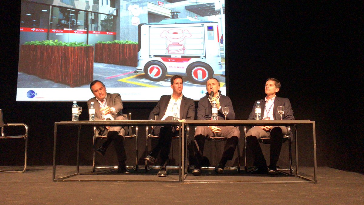 GS1argentina's tweet photo. Mesa Líderes del Management #SIML2019 https://t.co/HY0EDCEEfd
