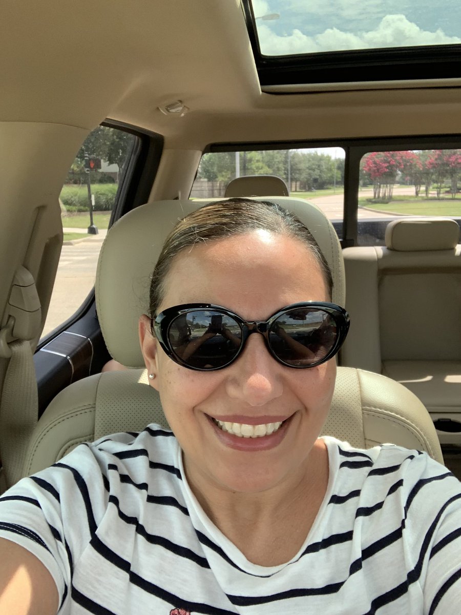 Sunglasses selfie #TWEHowl #TWEsummerfun 😎☀️