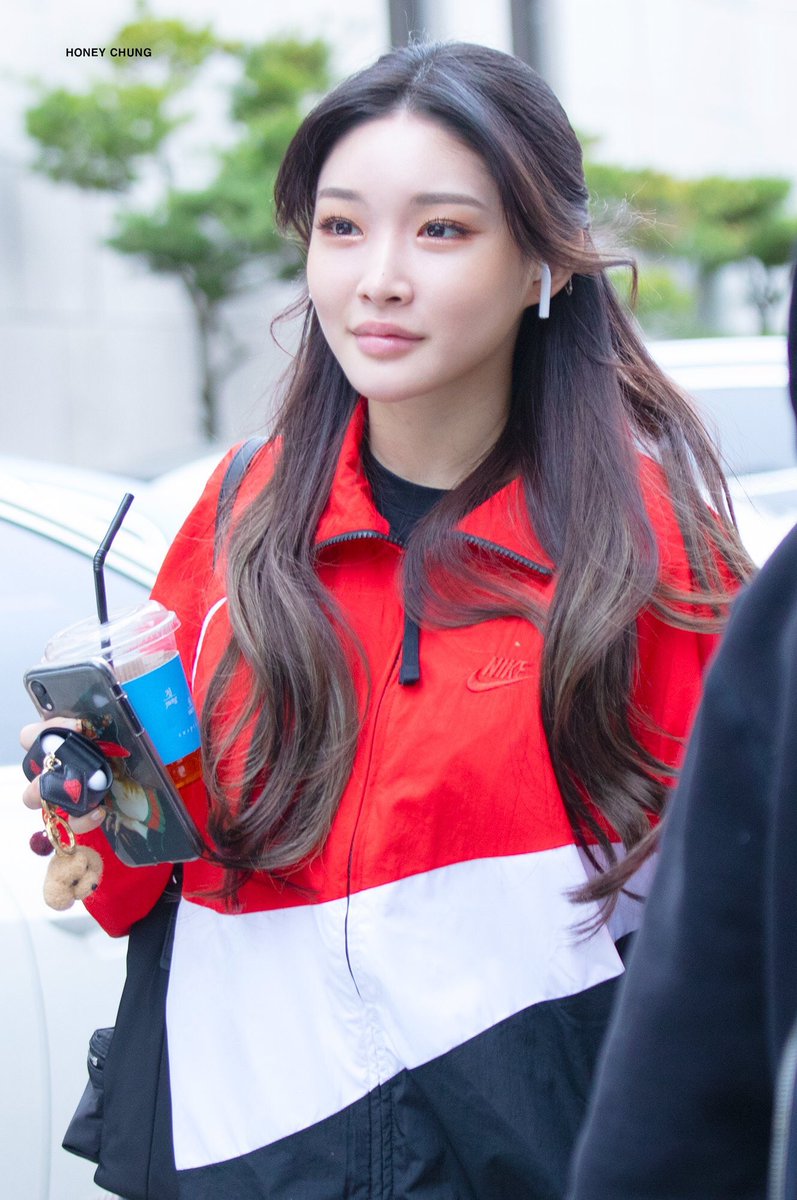 chunghaarchive's tweet photo. 190409
— honey chung {#김청하; #청하} https://t.co/ArYBsmyviR