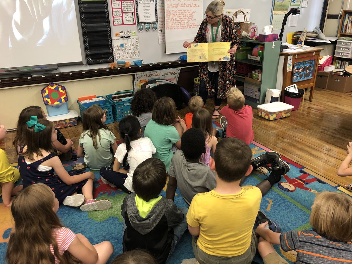 PrincipalYoung's tweet image. Literacy, music with movement, share-time, all happening today at Rountree’s #SPSExplore!