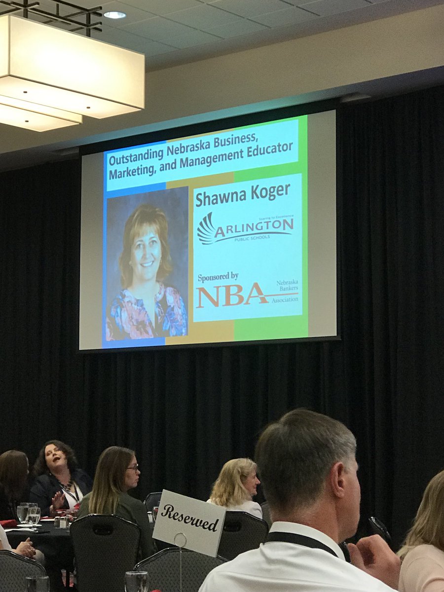 ArloEaglesSport's tweet photo. Congratulations @shawnakoger on winning Outstanding Nebraska Business and Management Educator!! https://t.co/dVPwH5SBXu