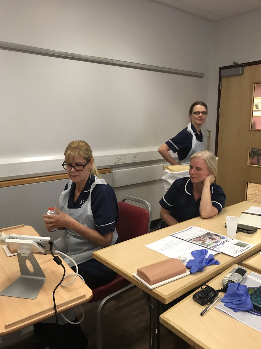 TraceyJ394's tweet image. Introduction to ultrasound. Heart of England Hospital.#opat #midlines
