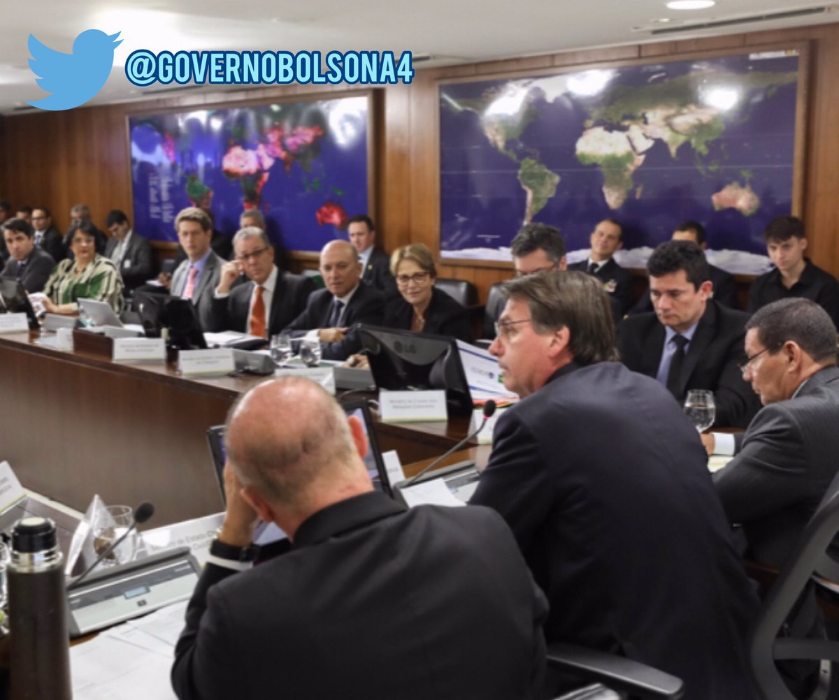 GovernoBolsona4's tweet photo. https://t.co/Gcoh7712aa