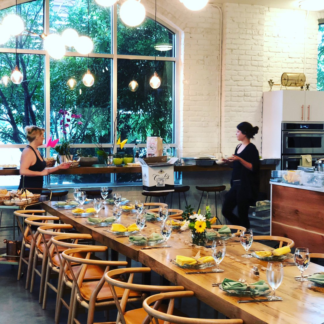 LemiShine's tweet photo. We are excited to be hosting our summer simplicity event for our local friends. Stay tuned for more behind the scenes coverage! 

#lemishine #Momlife #FamilyFirst #LemiShine #PowerfulFormulas #SaferProducts #CitricExtracts #summersimplicityevent #summersimplicity https://t.co/kYR7Oi8lKh