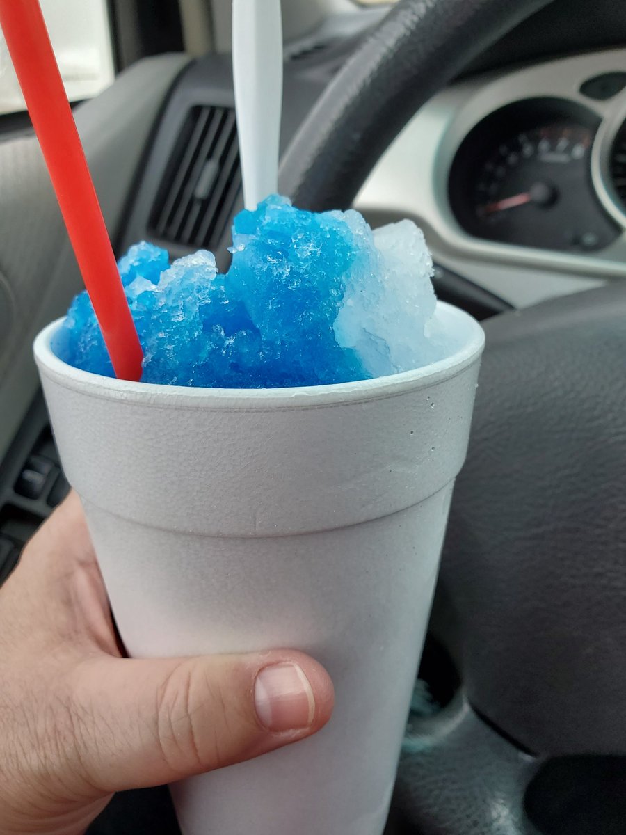 ElsikHighSchool's tweet photo. A #MightyRam snowcone on a hot Houston day! #VamosRamos #Oasis https://t.co/HspNlvcTq6