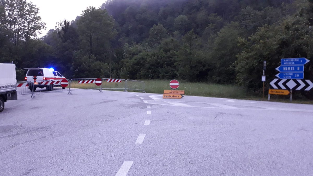 Strada prov. del Cornappo chiusa per messa in sicurezza.