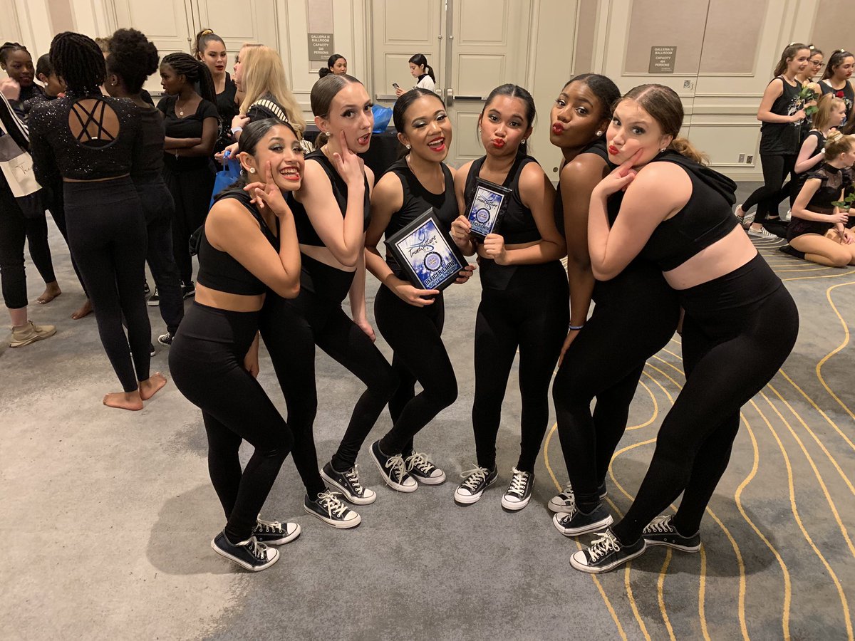 Look at our creative Social Officers! Congratulations on your hard work, dedication, and accomplishments at Officer Camp last week💙✨