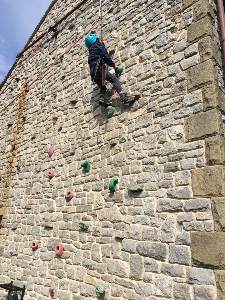 MissBrown_MBPS's tweet photo. Group 1 climbers! Some amazing climbing work https://t.co/Df5jvfZSI9