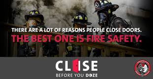 mcfrs's tweet photo. Three words that can save your life: SHUT THE DOOR! @UL_FSRI Keep bedroom doors closed when sleeping. Doors provide a critical layer of protection between you &amp; a fire, especially at night when you may be disoriented w/ little time to react. Learn more: https://t.co/q7jSfTuJNd https://t.co/tCrvPaonDB