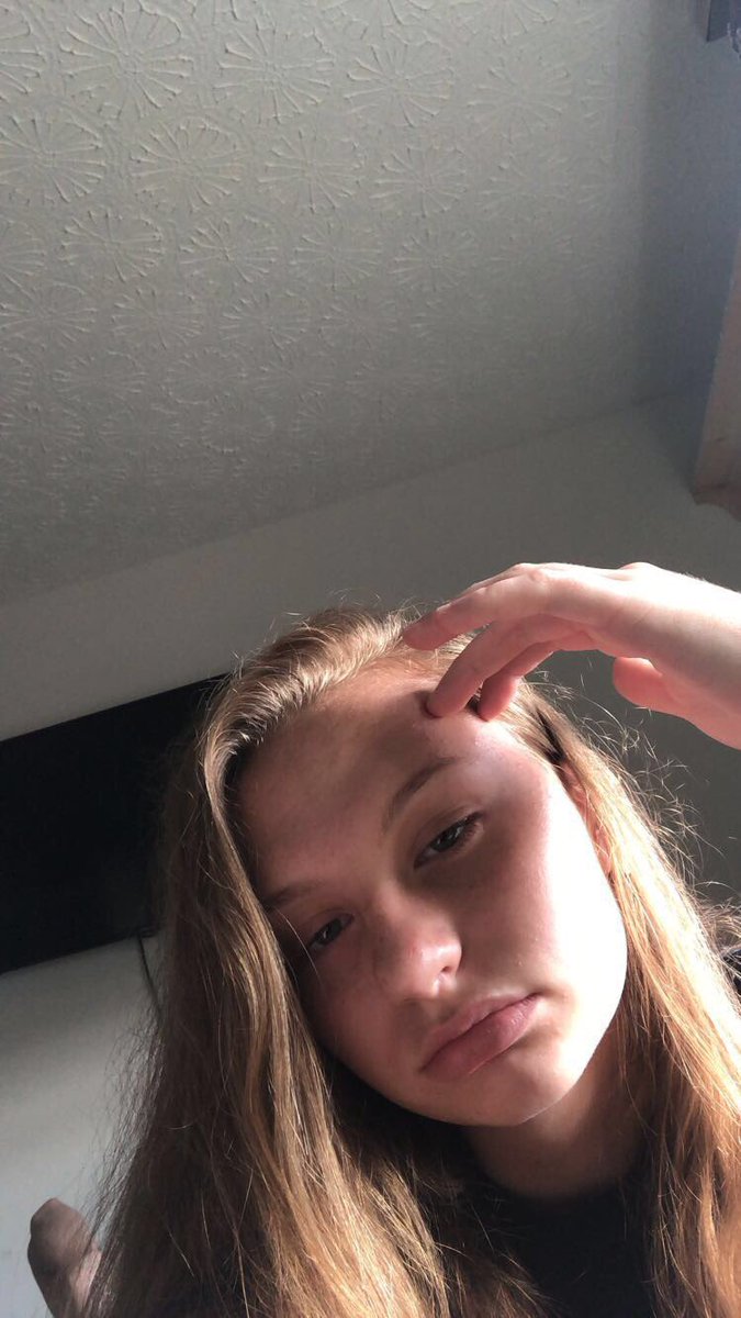 myra_harper8's tweet photo. Happy Tuesday!!💜 #tuesdayselfie #DolanTwinsNewVideo #dolantuesday @GraysonDolan @EthanDolan https://t.co/GEzIT2yt5C