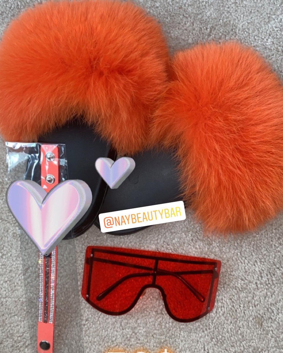 NayBeautyBar's tweet photo. 70$ June Special 🧡 #bookme #slimegreen #orangenails #furslides #greennails 💙 #arroganttae #furslipper #furslipper #atlwigs #atlantawigs #atlantawigs #atlantahairstylist #costumejewelry https://t.co/bzfQD6RxsO
