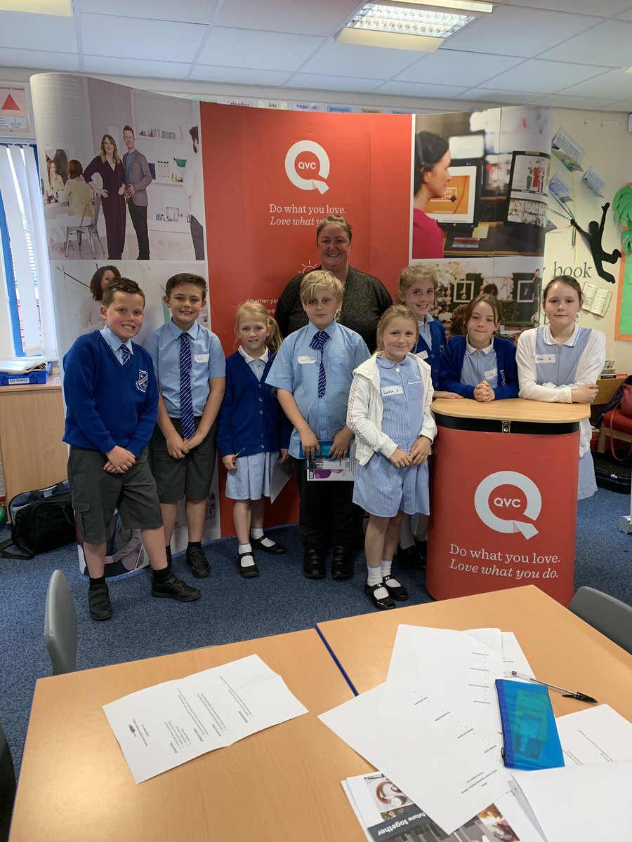 BigTrustCharity's tweet photo. Thank you to all our businesses who took time out of their busy diaries to spend the day with year 5 children at St Monicas Primary School giving them an insight into the “World of Work” #workinspirationday #ourfutureworkforce #NationalVolunteersWeek2019 https://t.co/DfBZ4a1VP6