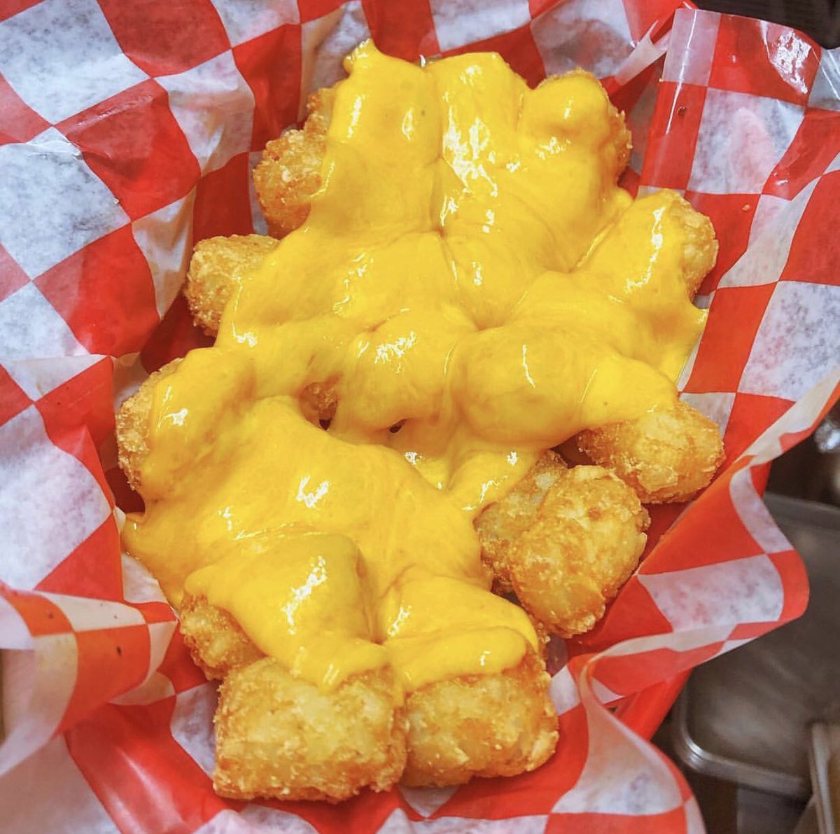 filesburgers's tweet photo. We know, we’re cheesy. But it’s #NationalCheeseDay and we can’t think of a better way for you to spend it than with us eating our cheesy tots and fries! Always customizable! #filesburgers #sanantoniotexas #EatOut #local #bestinsa https://t.co/6AEzr7Kwou