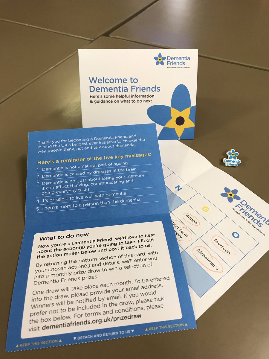 SjaTaunton's tweet photo. Lovely evening tonight learning more about living with Dementia, becoming Dementia Friends and pledging to do more to raise awareness! Thank you so much Alice. @DementiaFriends #VolunteerWeek2019 #Taunton #MySJADay https://t.co/ybteG4LZ3j