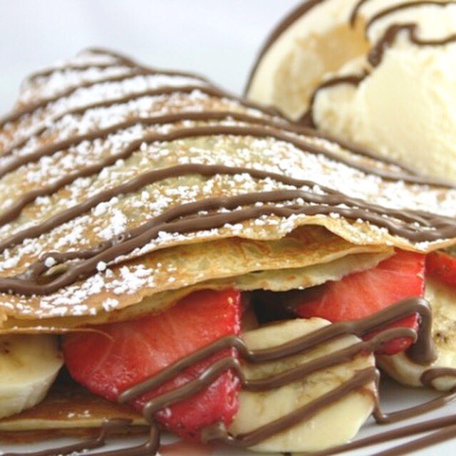 😋 #thecrepeescape #crepeescape #penarth #mermaidquay #cardiffbay #cardiff #chocolate #strawberries🍓 #banana #crepes #waffles #penarthonline #lovepenarth #visitpenarth #visitwales #visitcardiff