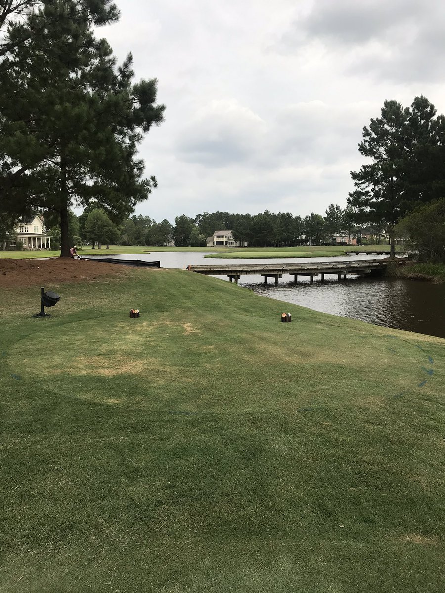 SQCCAgronomy's tweet photo. Our 15th tee project has begun. Please use the temporary tee located behind the 14th green and the 16th championship tees for forward and family tees. https://t.co/7tAI3eG0Yx