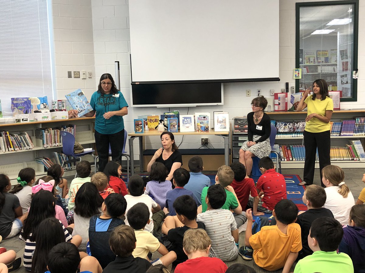 Canterbury_Wood's tweet photo. Summer Reading Program - dive into a good book! 📚 https://t.co/r4lYas5BDU