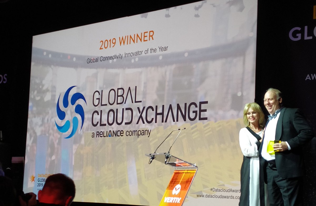 datacloudAwards's tweet image. And the winner for the Global Connectivity Innovator of the Year Awards goes to @GlobalCloudX. Congrats #DatacloudAwards