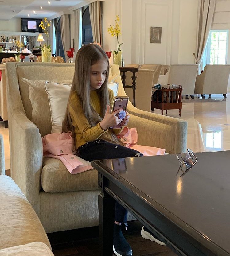 miaelleyates's tweet photo. Mia’s always on her phone🙄📱 https://t.co/dEkRwk80re