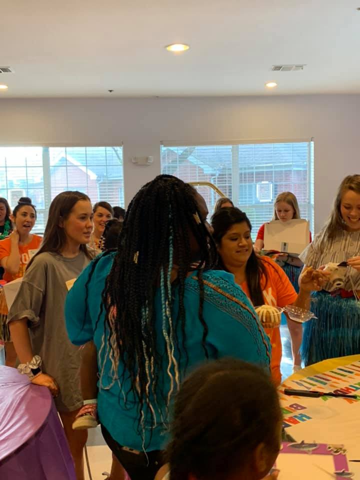 Questpro_'s tweet photo. Yesterday we had the privilege of joining others in volunteering at The Birthday Party Project!! It’s was a fantastic luau themed party and the kids had a blast! More parties to come this month, stay tuned! #TBPPDFW #JOYCHANGESLIVES @bdayenthusiast https://t.co/BuxUJlpinh