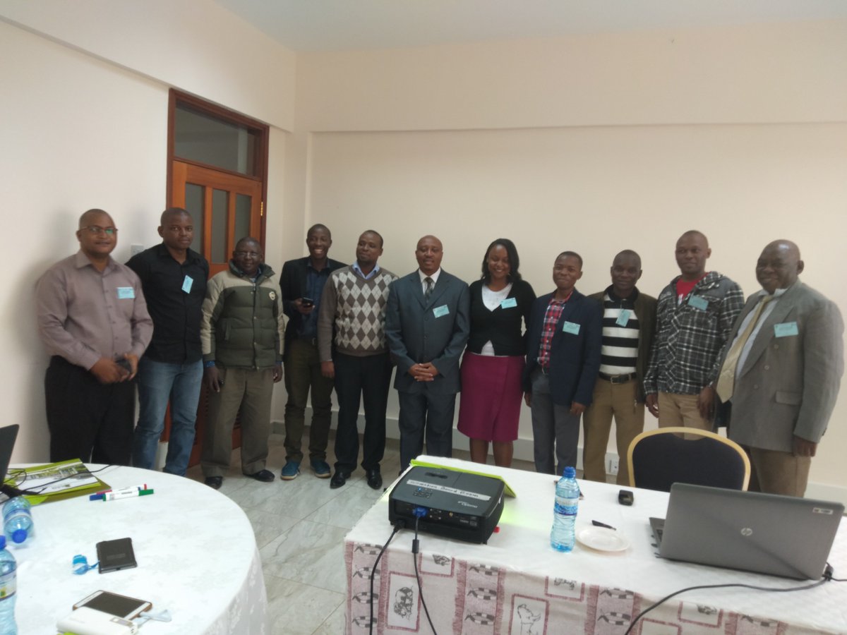 charlesnyiro's tweet photo. With the New Public Management, Governments  the world over are increasingly faced with the struggle to create competitive advantage by adopting best international practices in the management of the public service. 
Attending Performance Management Training at KSG
#Perfomance Mgt https://t.co/LofbdaVysT