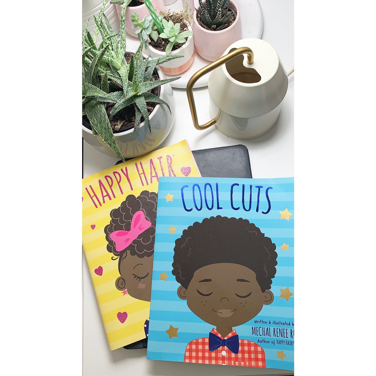 Happy Hair out Oct. 15, 2019
Cool Cuts out Feb. 11, 2020
Grateful to my amazing agent <a href="/BrightBurns/">James Burns</a> , editor @CookieGilbert and publisher <a href="/randomhousekids/">Random House Children's Books</a> for seeing the value in books like these. Preorder HH now in bio.