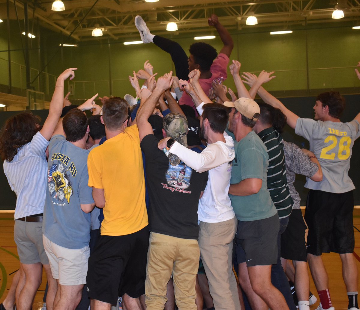 USF Sigma Nu tweet media