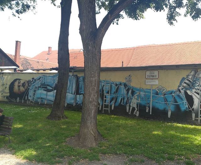 MCDorfling's tweet photo. Amazing #streetart shared with me while I sit at home and my lovely wife is on holiday in Croatia. #graffiti all over the world #myview https://t.co/Z7CkFJpPVg https://t.co/GNIHB9vYGA
