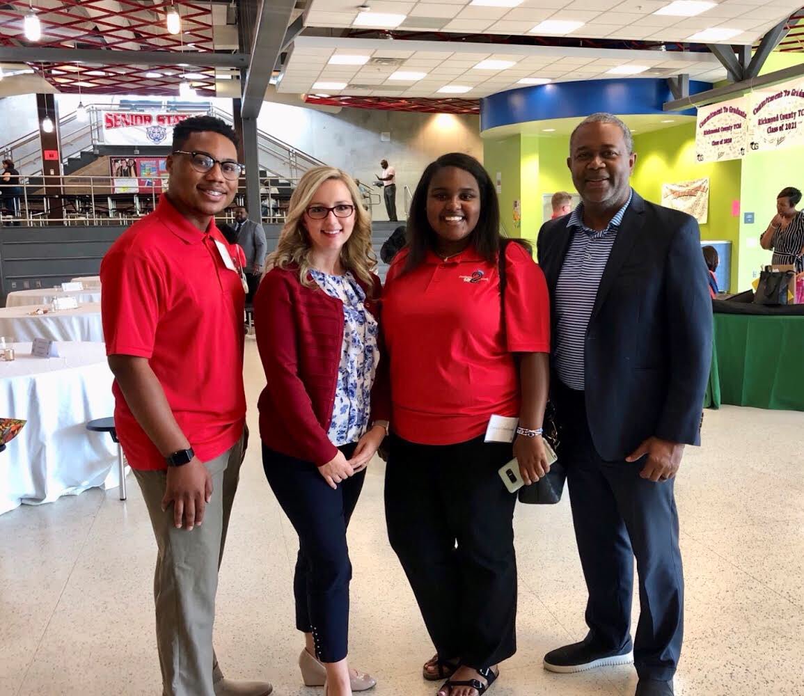 MontrellDaught1's tweet photo. #BofAStudentLeaders @BankofAmerica https://t.co/USzAe3NaOj